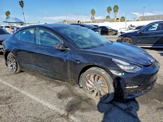 Tesla Model 3 Image 5