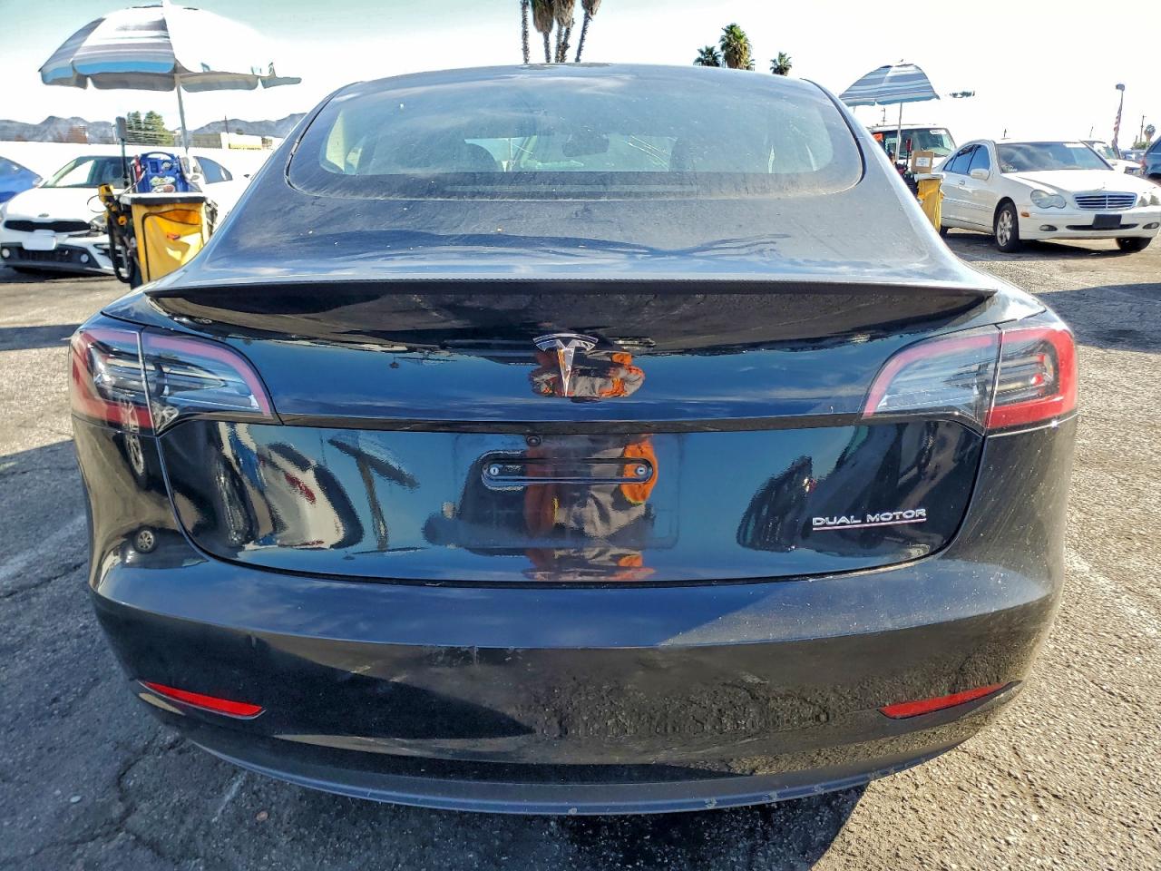 Tesla Model 3 Image 11
