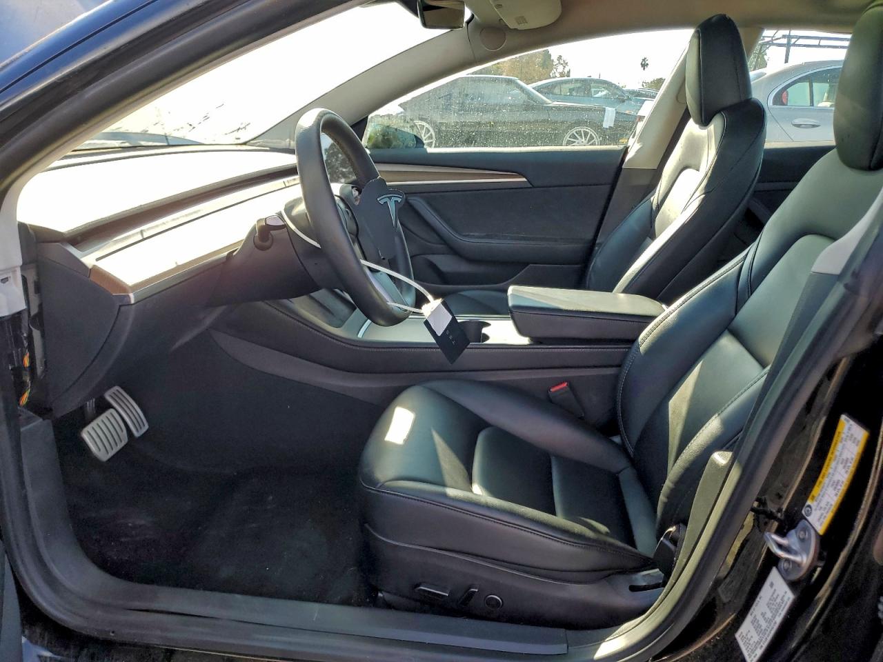 Tesla Model 3 Image 2