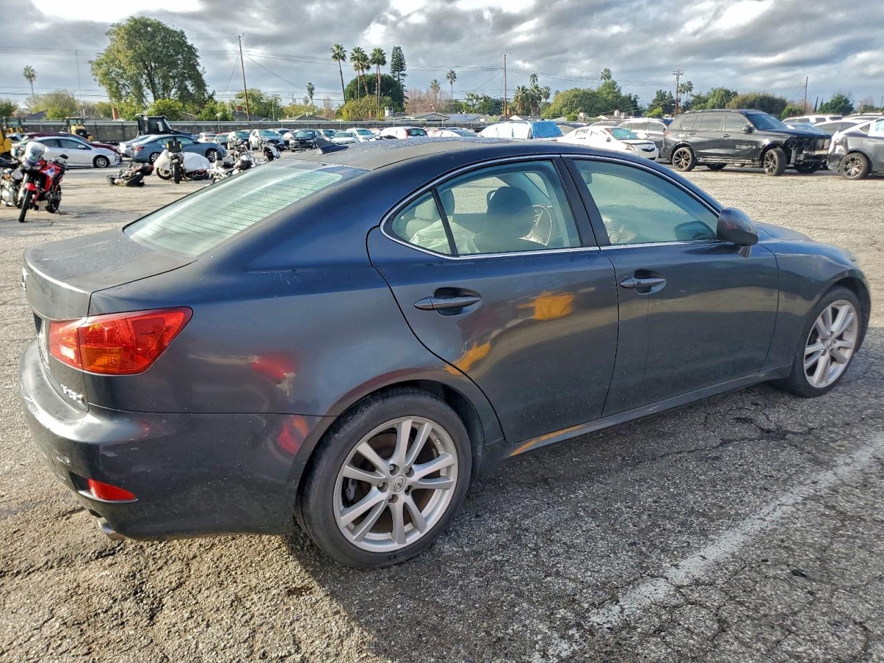 Lexus Is 250 Image 4