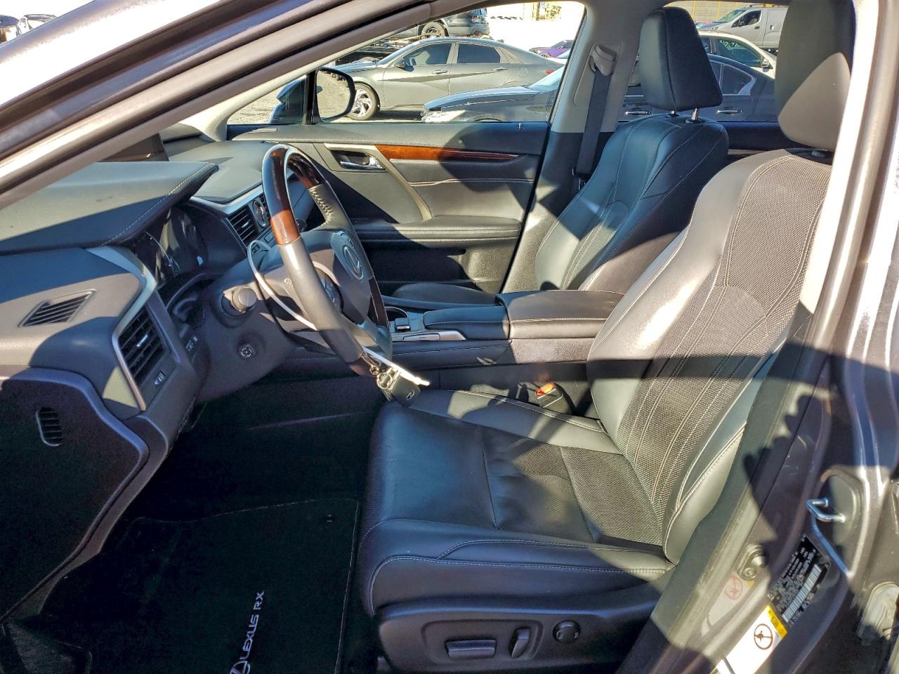 Lexus RX 350 Base Image 11