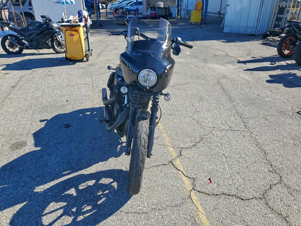 Harley-Davidson Xl1200 Ns Ns Image 8