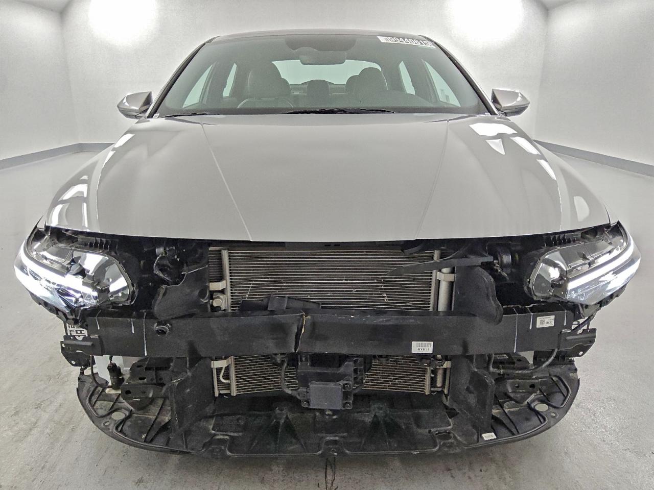 Hyundai ELANTRA Limited Image 10