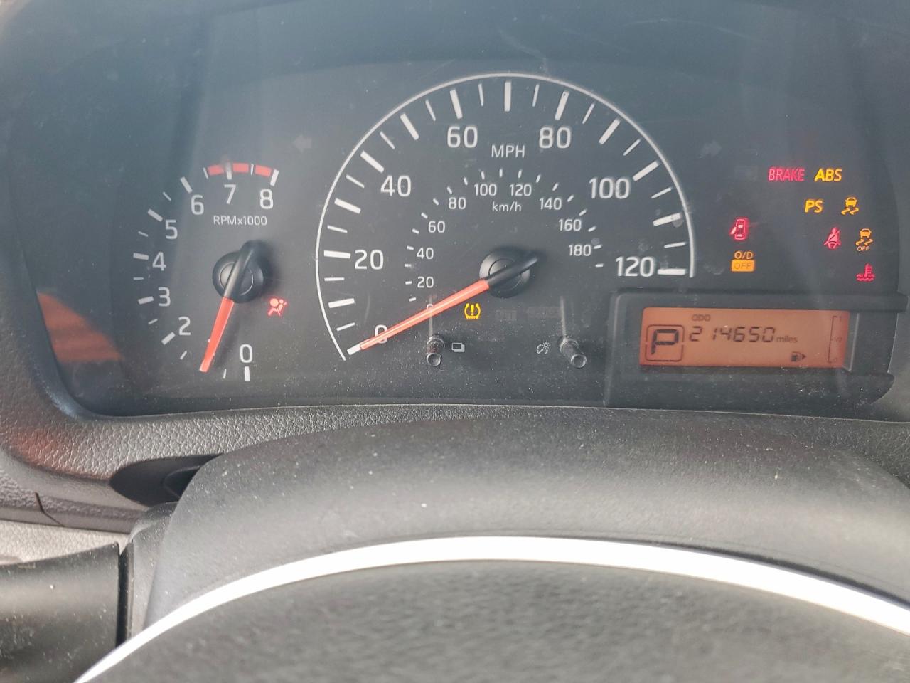 Nissan Nv 2.5s Image 12