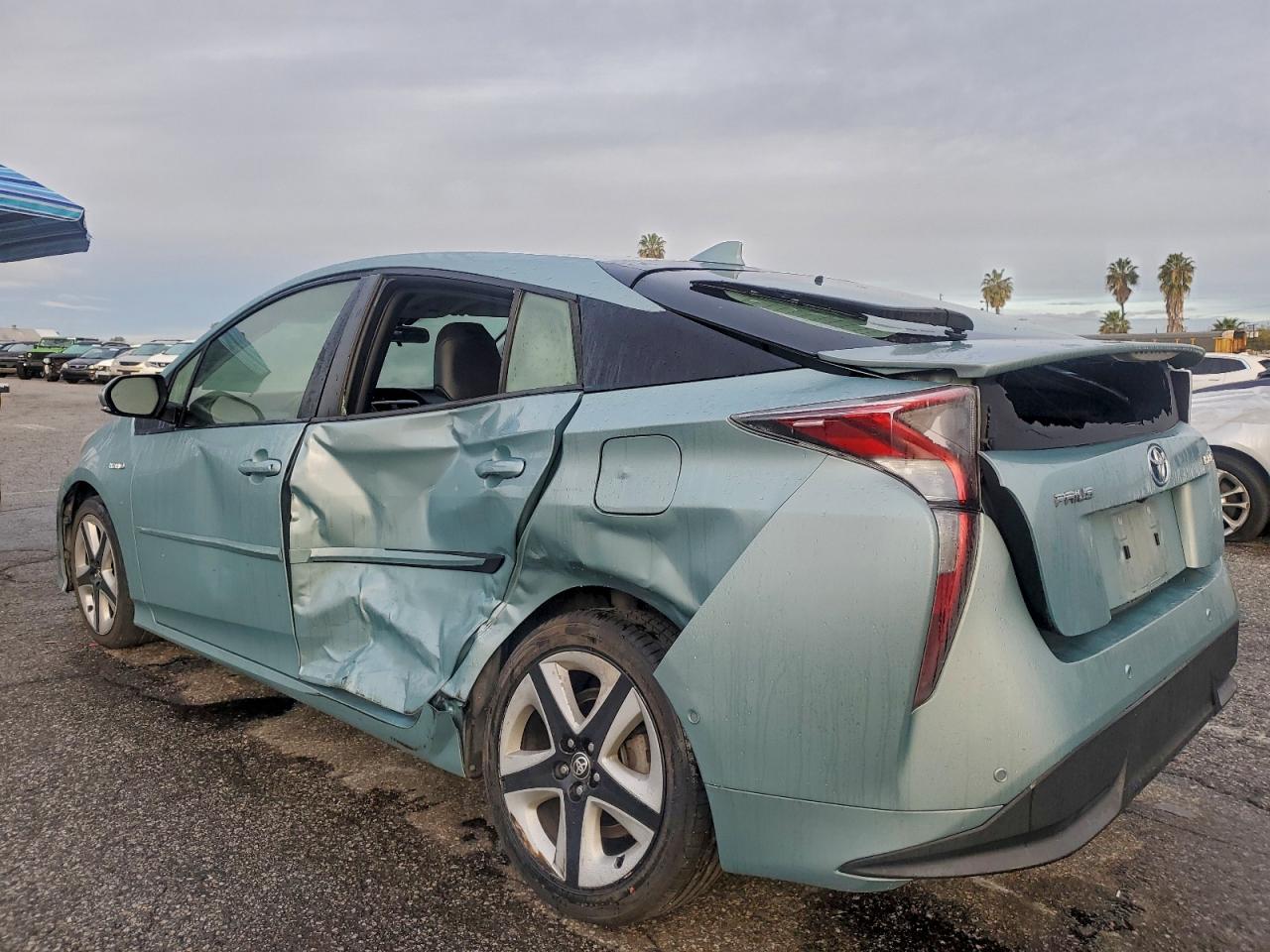 Toyota Prius Image 4