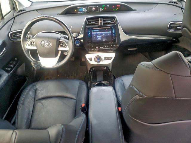 Toyota Prius Image 12