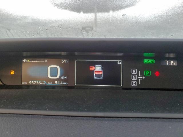 Toyota Prius Image 8