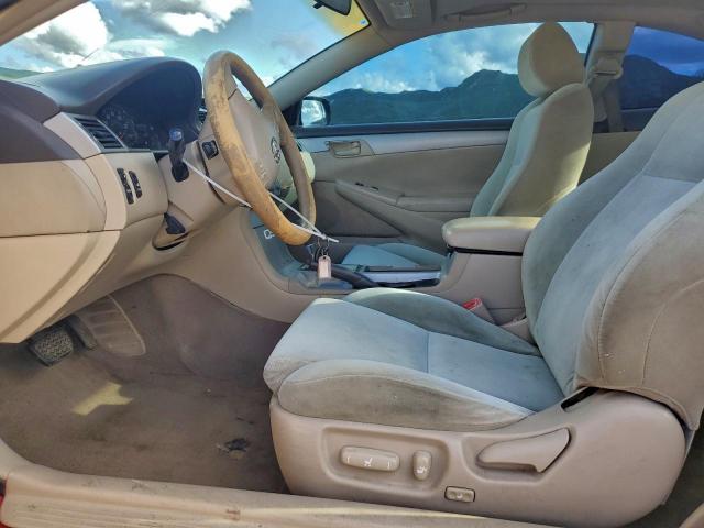 Toyota Camry Se Image 9