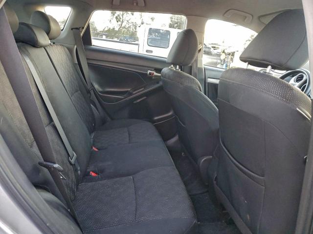 Pontiac Vibe Image 8