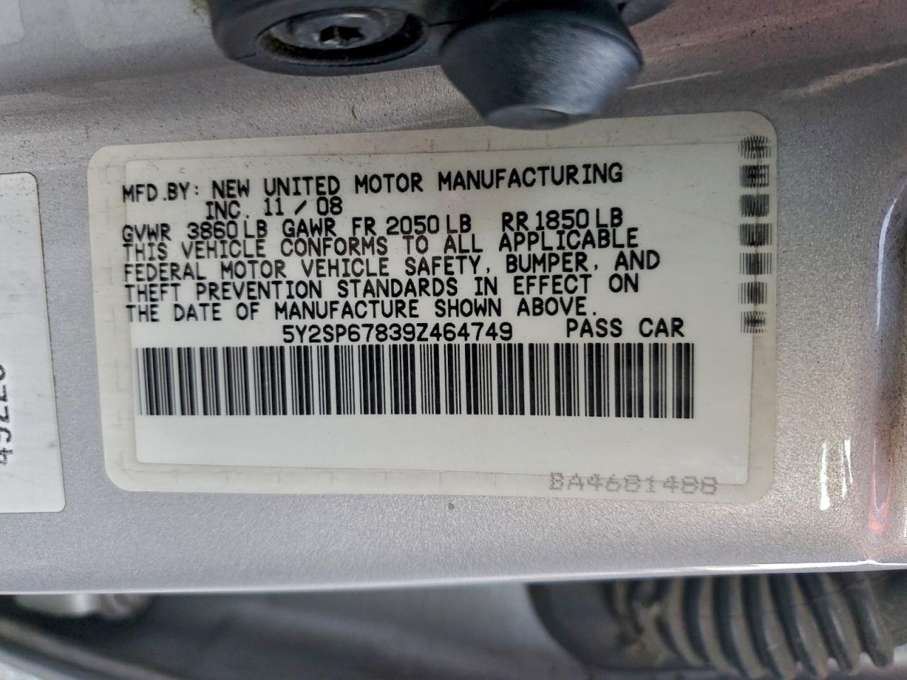 Pontiac Vibe Image 7