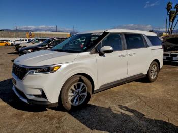  Salvage Kia Carnival
