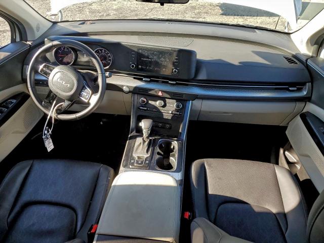 Kia Carnival Lx Image 7