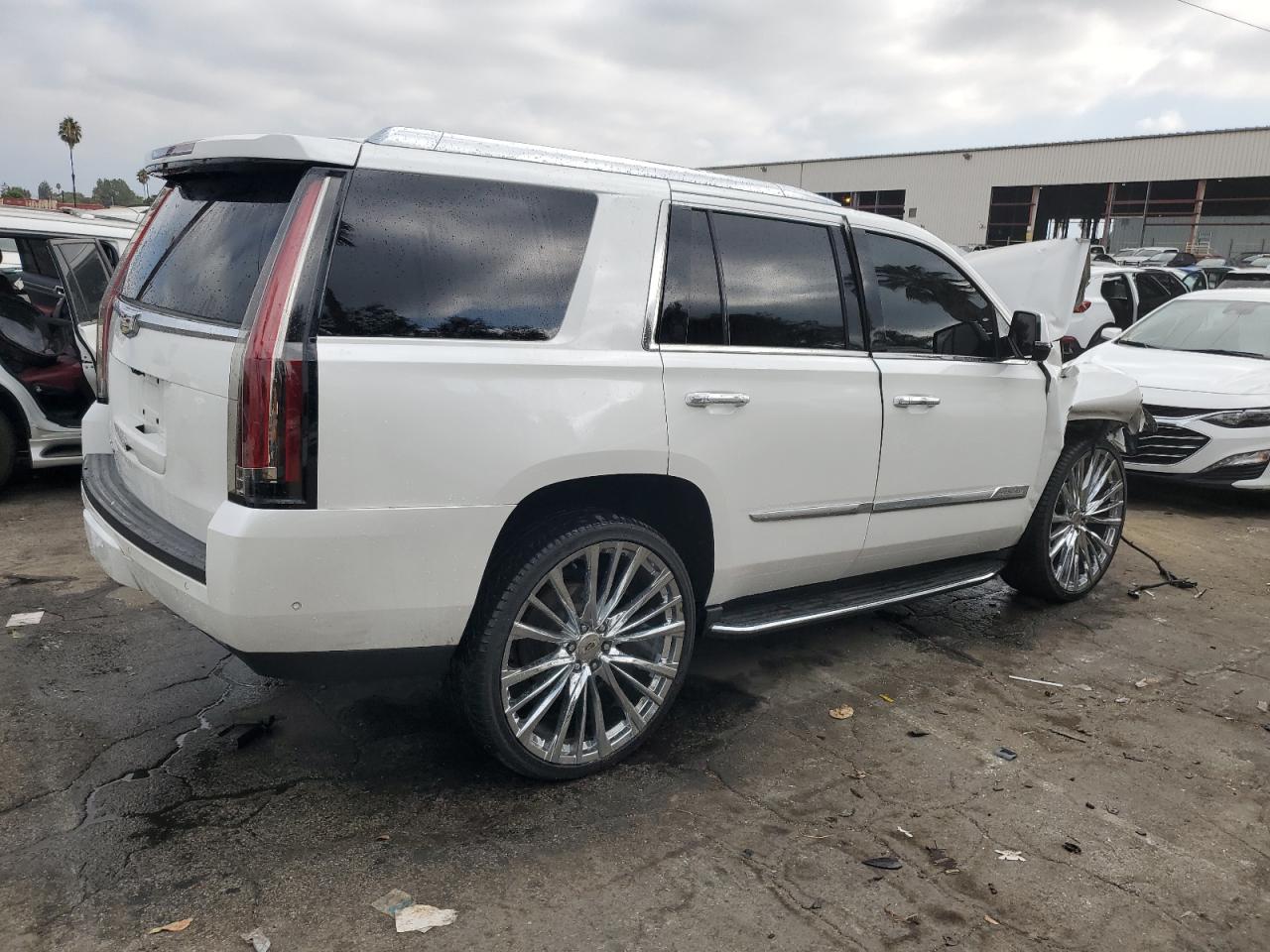 Cadillac Escalade Luxury Image 11