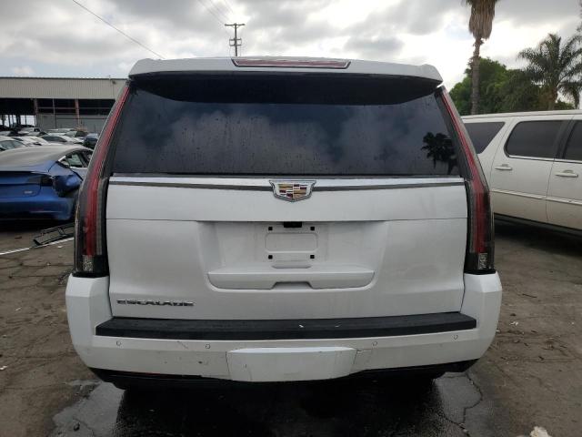 Cadillac Escalade Luxury Image 3