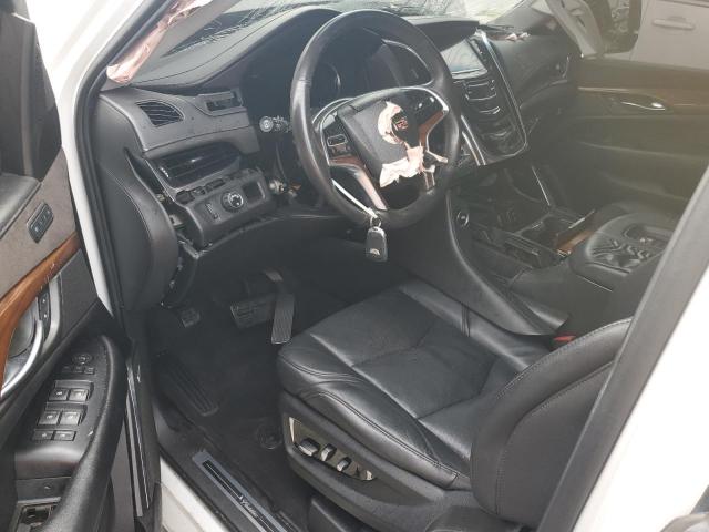 Cadillac Escalade Luxury Image 8