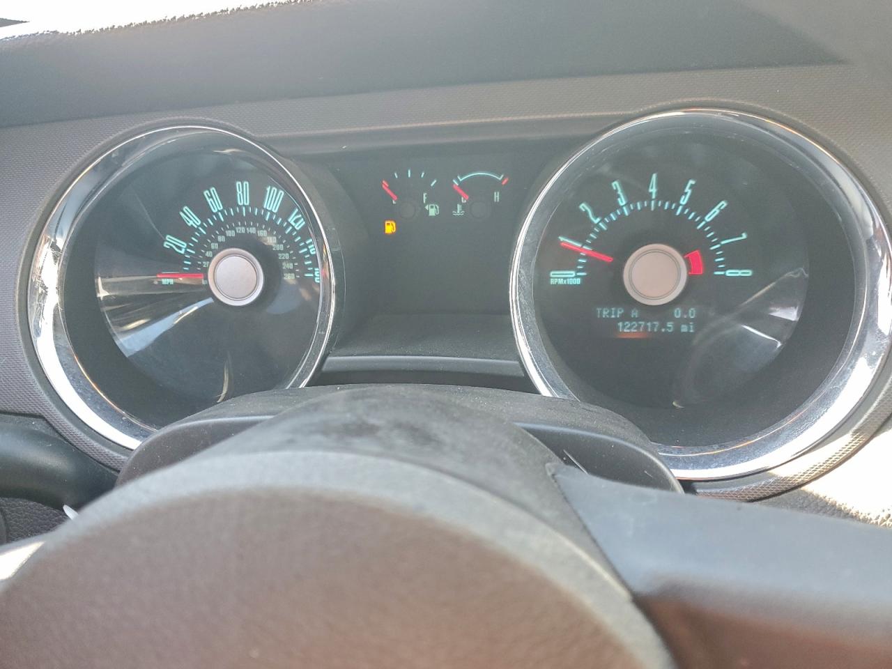 Ford Mustang Image 10