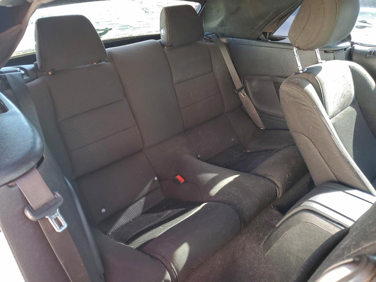 Ford Mustang Image 9