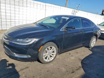  Salvage Chrysler 200