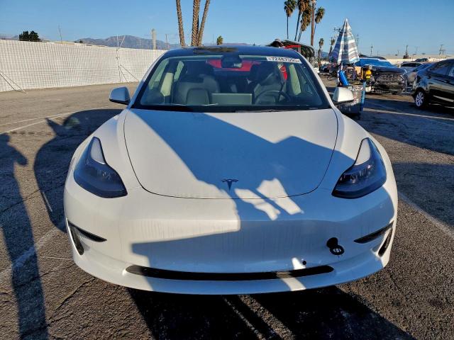 Tesla Model 3 Image 3