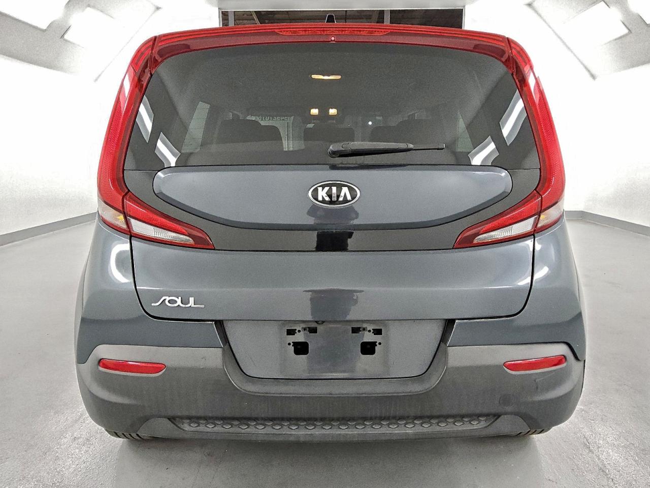 Kia Soul Lx Image 9