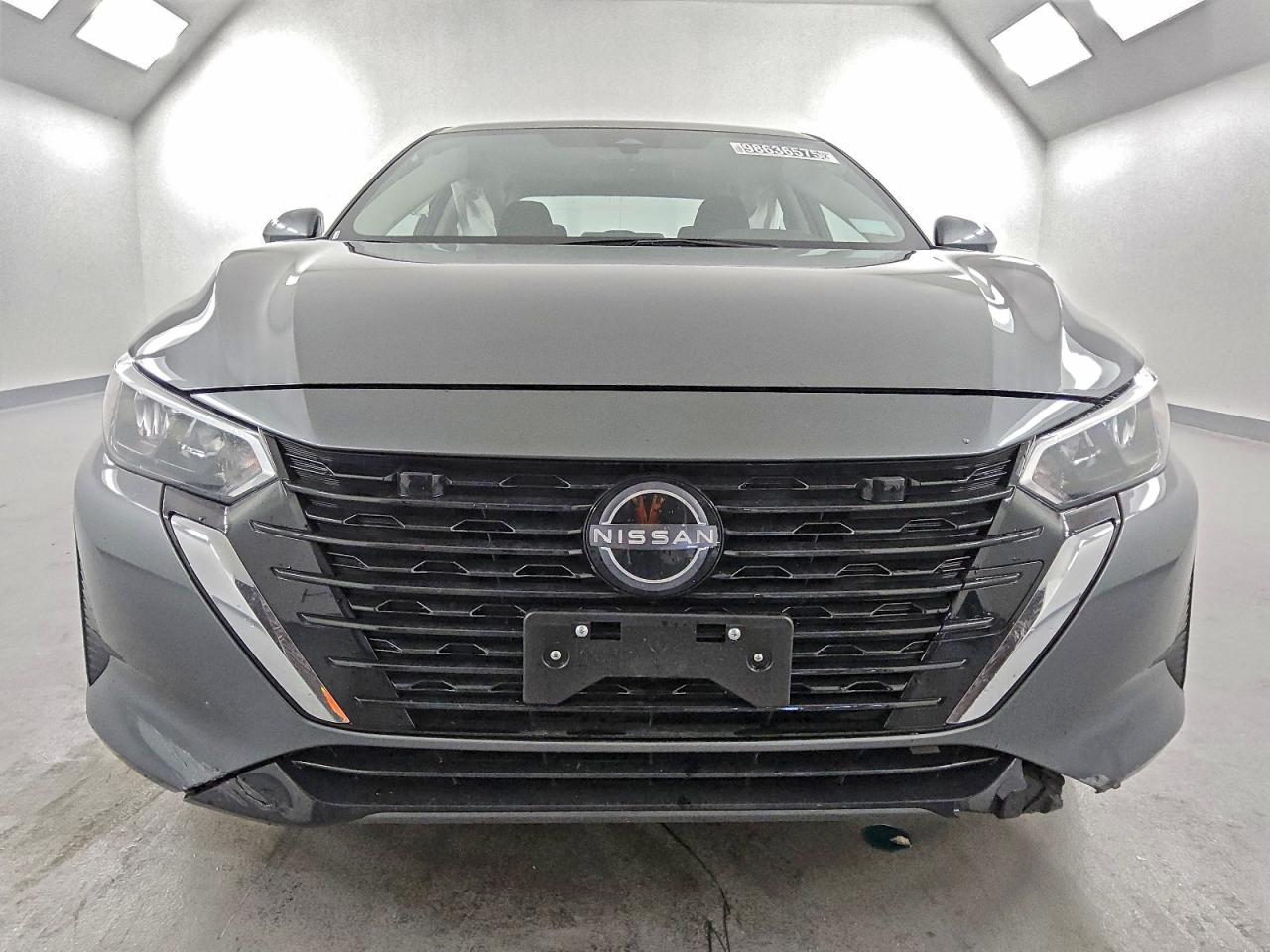 Nissan Sentra Sv Image 2