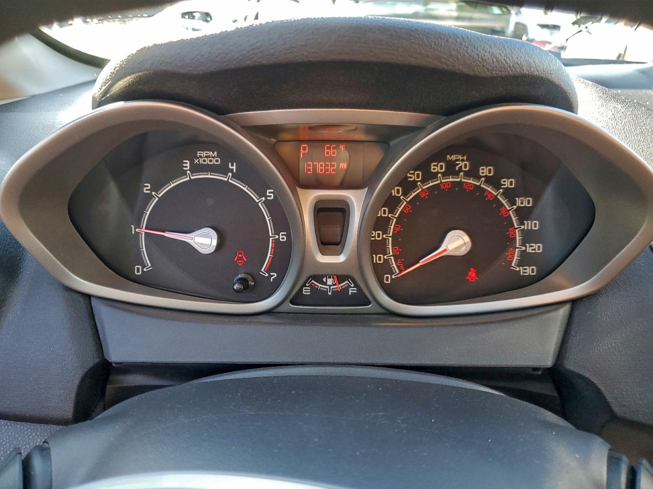 Ford Fiesta Se Image 10