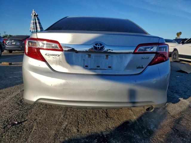 Toyota Camry Hybrid Image 4