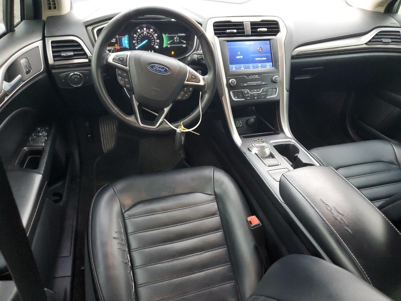 Ford Fusion Sel Image 8
