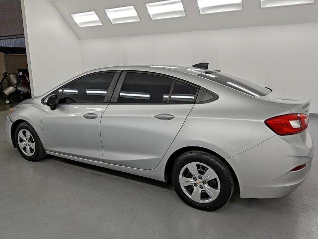 Chevrolet Cruze Ls Image 3