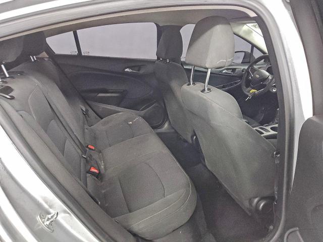 Chevrolet Cruze Ls Image 8