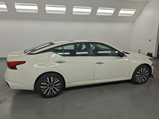 Nissan Altima Sv Image 5