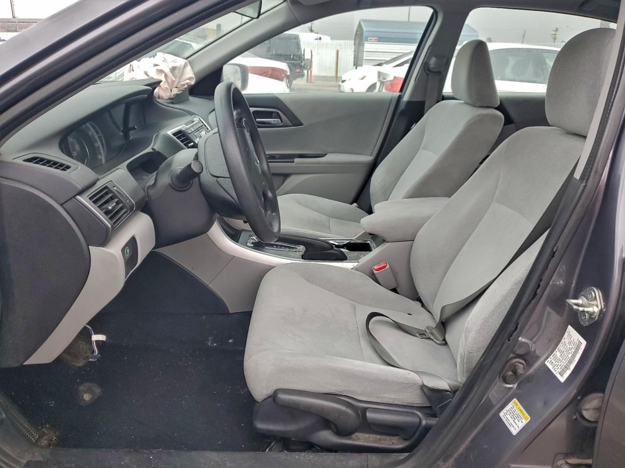 Honda Accord Lx Image 9