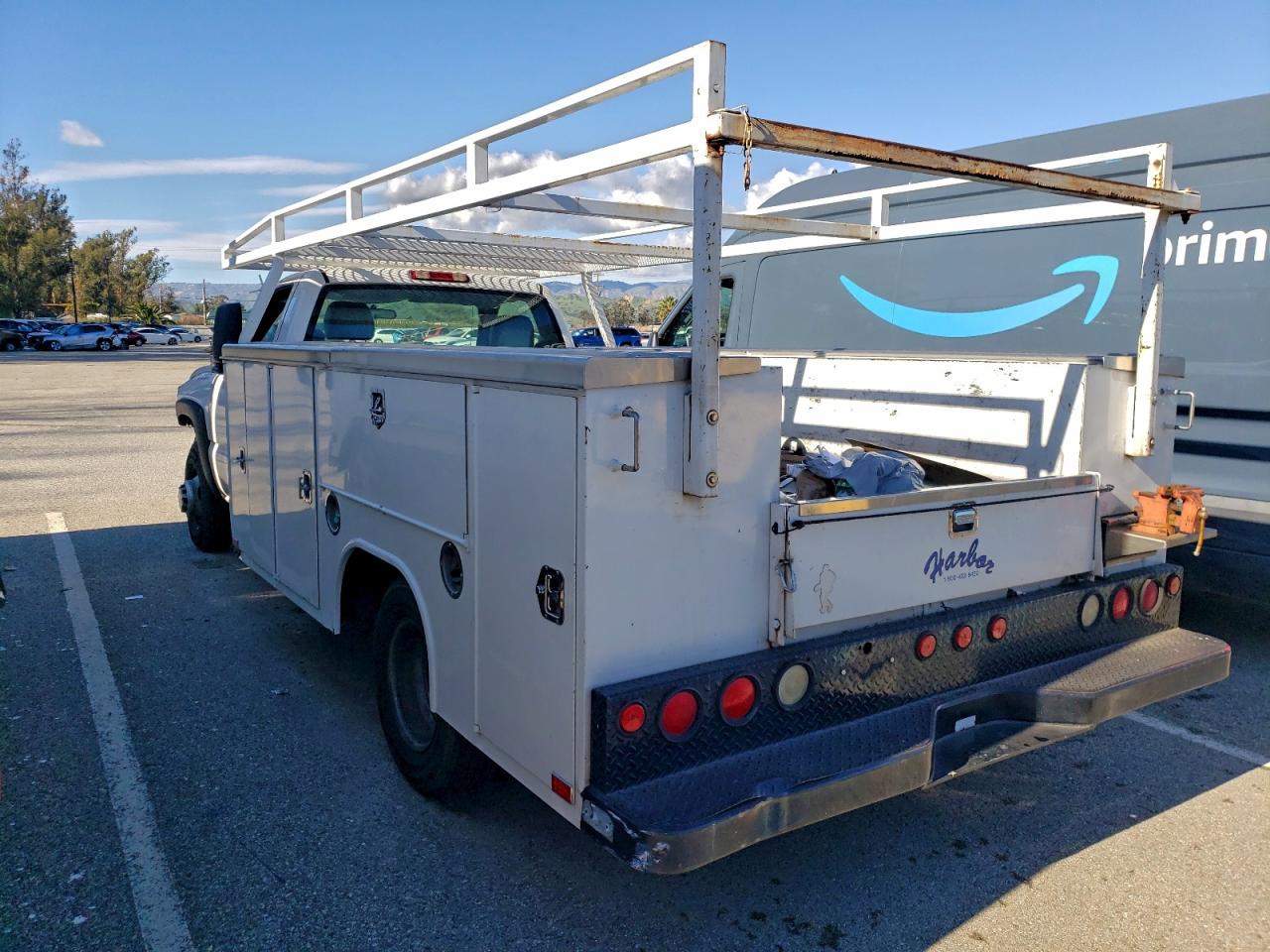 Chevrolet Silverado C3500 Image 11