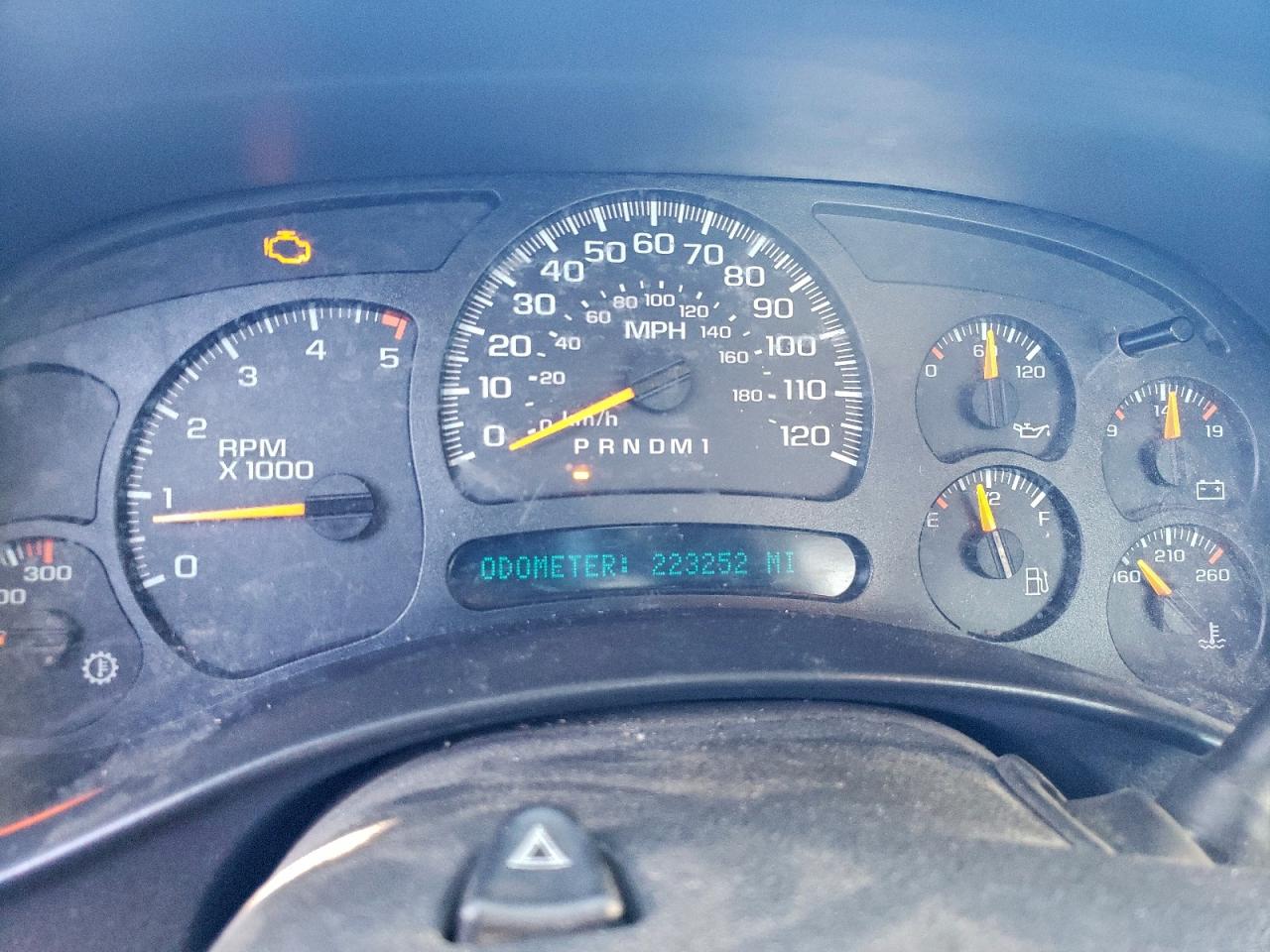 Chevrolet Silverado C3500 Image 4