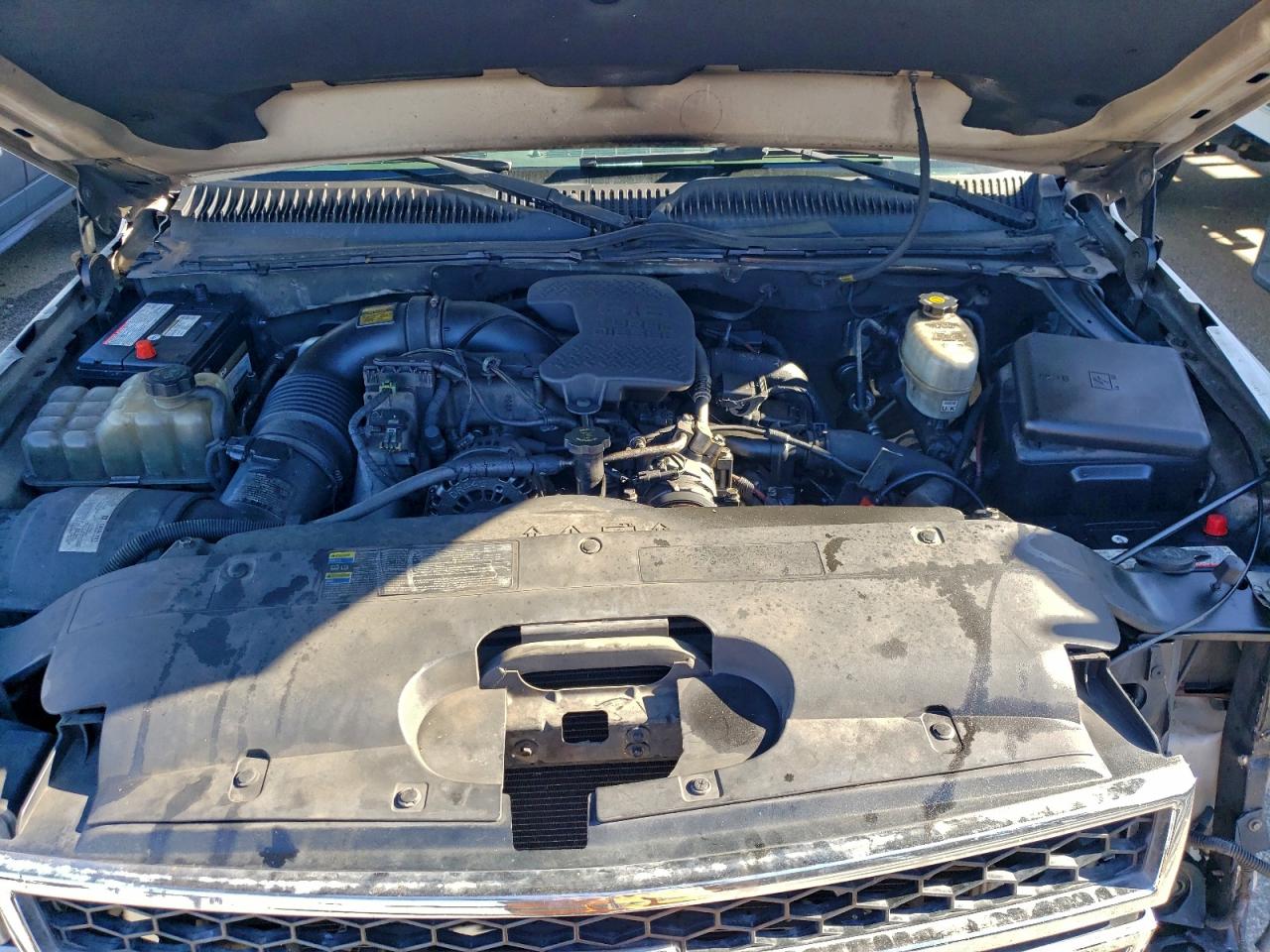 Chevrolet Silverado C3500 Image 7