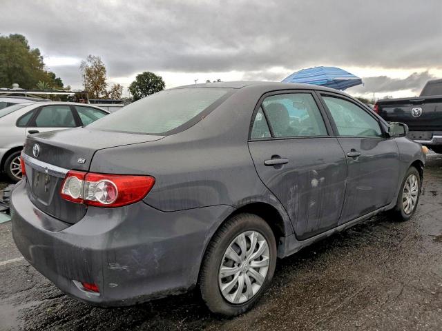 Toyota Corolla Base Image 5