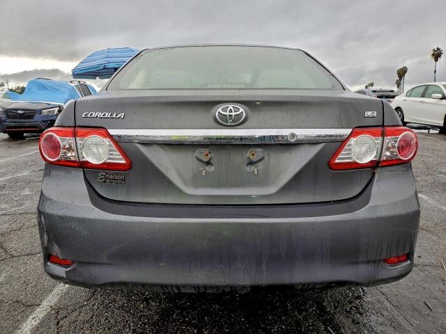 Toyota Corolla Base Image 7