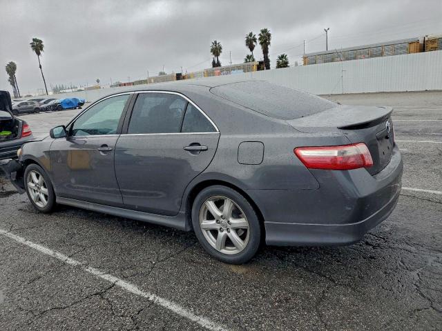 Toyota Camry Base Image 9