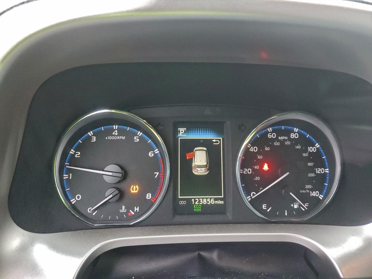 Toyota RAV4 Xle Image 7