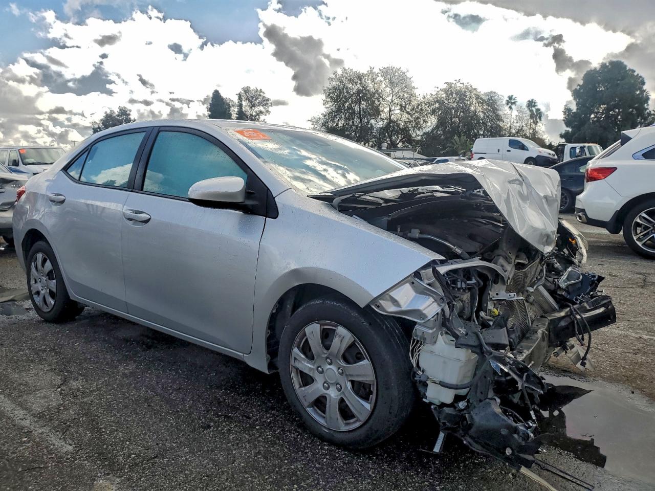 Toyota Corolla L Image 3