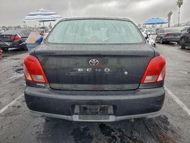 Toyota ECHO Image 7