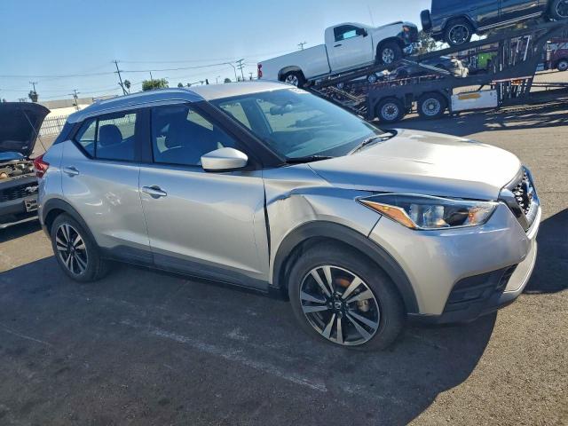 Nissan Kicks S Image 4