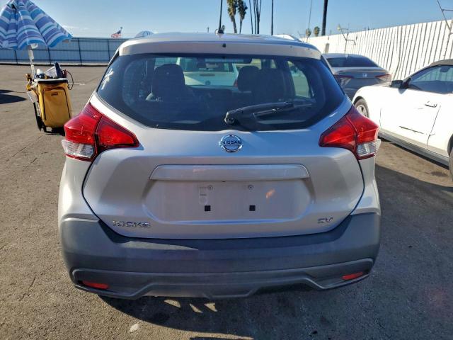 Nissan Kicks S Image 11