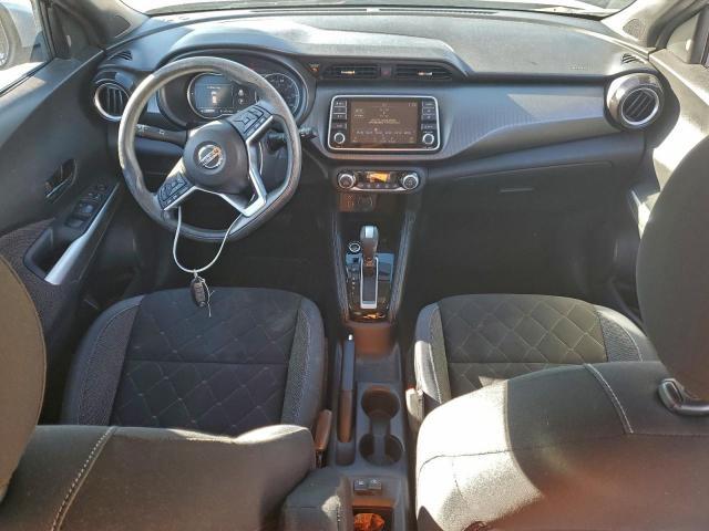 Nissan Kicks S Image 7