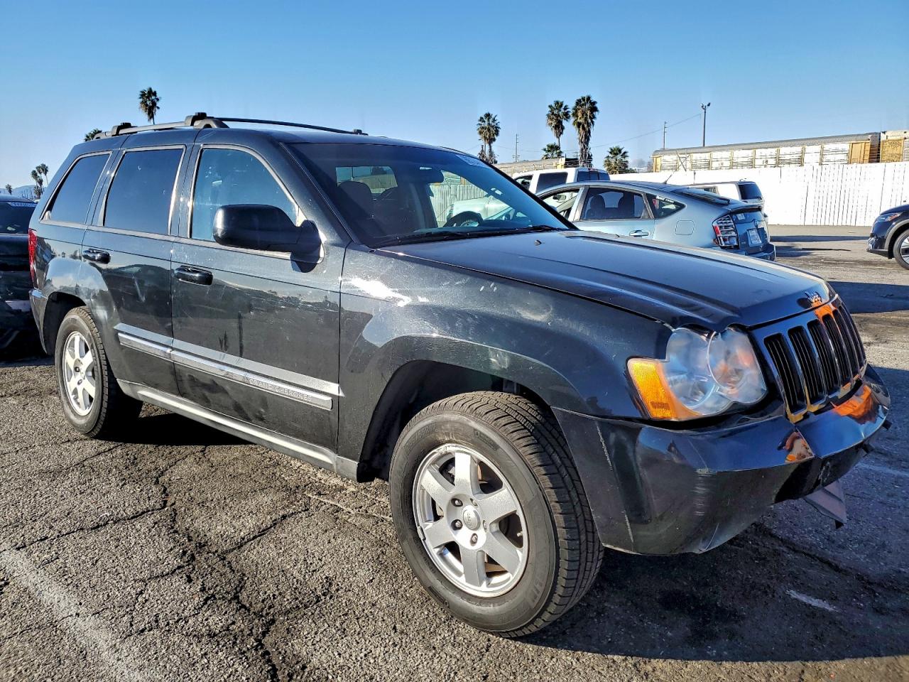 Jeep Grand Cherokee Laredo Image 7