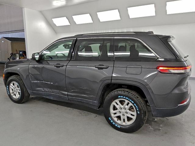 Jeep Grand Cherokee Laredo Image 3