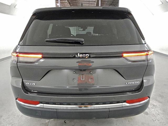Jeep Grand Cherokee Laredo Image 7