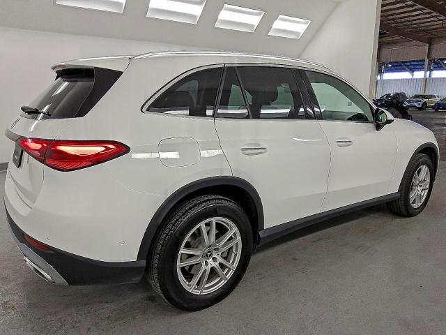 Mercedes-Benz GLC 300 Image 3