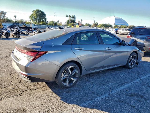 Hyundai ELANTRA Sel Image 8