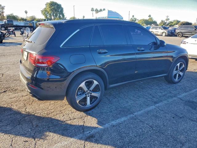 Mercedes-Benz GLC 300 Image 2